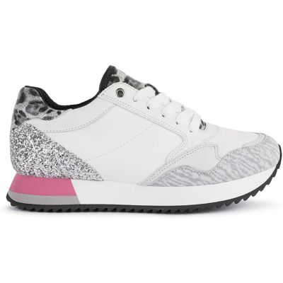 Geox - Sneakers en cuir Doralea blanc / blanc cassé 38 - Publicité Geox - Sneakers en cuir Doralea blanc / blanc cassé 38 - Publicité
