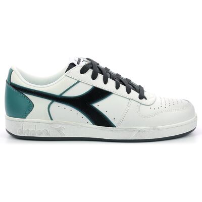 Diadora - Baskets en Cuir Magic Bas Low I blanc/pacifique 41 - Publicité Diadora - Baskets en Cuir Magic Bas Low I blanc/pacifique 41 - Publicité