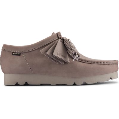Clarks - Chaussures WallabeeGTX Nubuck gris 40 - Publicité Clarks - Chaussures WallabeeGTX Nubuck gris 40 - Publicité