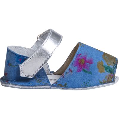 Minorquines - Sandales en Cuir Fleuri bleues T.16 - Publicité Minorquines - Sandales en Cuir Fleuri bleues T.16 - Publicité