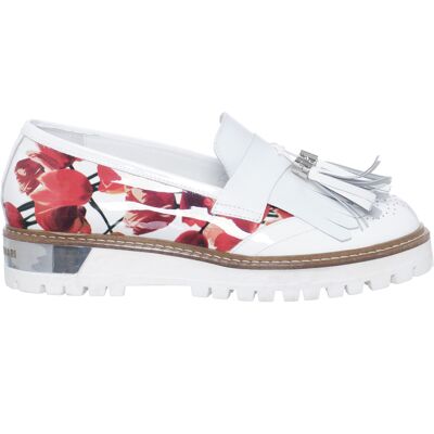 Loretta Pettinari - Mocassins en Cuir Emma blanches 36 - Publicité Loretta Pettinari - Mocassins en Cuir Emma blanches 36 - Publicité