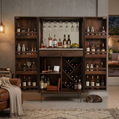 Bois & Chiffons - Meuble Bar avec 2 Portes Contemporary marron - 94 x 56 x 172 cm OS - Publicité Bois & Chiffons - Meuble Bar avec 2 Portes Contemporary marron - 94 x 56 x 172 cm OS - Publicité
