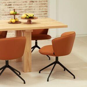 Teulat - 2 chaises Add 107-0035 terracotta avec pied araignée pivotant noir - 56x58x48/81cm OS - Publicité Teulat - 2 chaises Add 107-0035 terracotta avec pied araignée pivotant noir - 56x58x48/81cm OS - Publicité