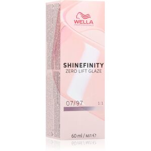 Wella Professionals Shinefinity Zero Lift Glaze coloration semi-permanente pour cheveux teinte 07/97 60 ml - Publicité Wella Professionals Shinefinity Zero Lift Glaze coloration semi-permanente pour cheveux teinte 07/97 60 ml - Publicité