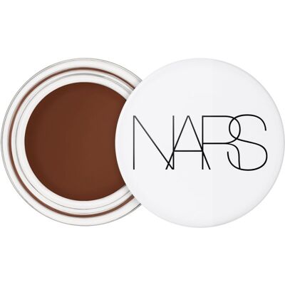 NARS Light Reflecting Amulet Correcteur - Éclaircissant pour les yeux - Peau parfaite - Publicité NARS Light Reflecting Amulet Correcteur - Éclaircissant pour les yeux - Peau parfaite - Publicité