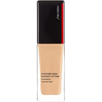 Shiseido Marque Synchro Skin Fond de Teint Éclatant Redresseur - Fini Radieux, SPF30, 210 Birch - Publicité Shiseido Marque Synchro Skin Fond de Teint Éclatant Redresseur - Fini Radieux, SPF30, 210 Birch - Publicité