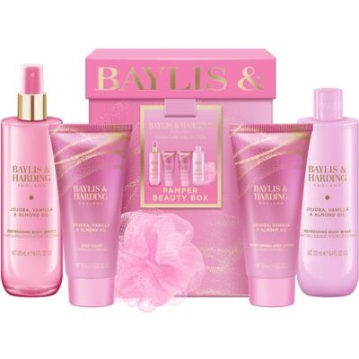 Baylis & Harding Jojoba, Vanilla & Almond Oil Coffret cadeau corps - Publicité Baylis & Harding Jojoba, Vanilla & Almond Oil Coffret cadeau corps - Publicité