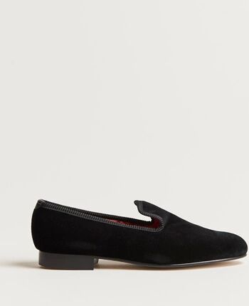 Bowhill & Elliott Albert Plain Pumps Black