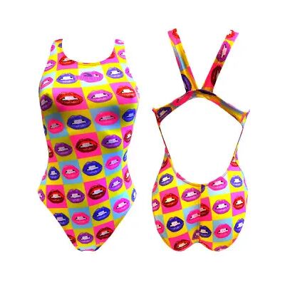 Maillot de bain 1 pièce femme Turbo Lips M - Publicité Maillot de bain 1 pièce femme Turbo Lips M - Publicité