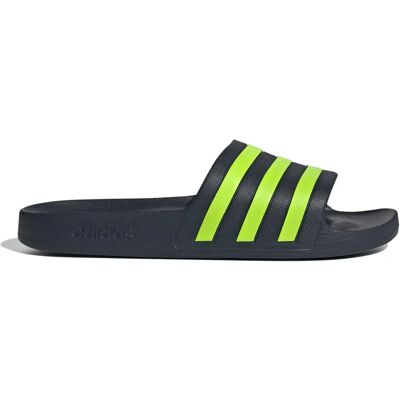 Claquettes adidas Adilette Aqua 42 - Publicité Claquettes adidas Adilette Aqua 42 - Publicité