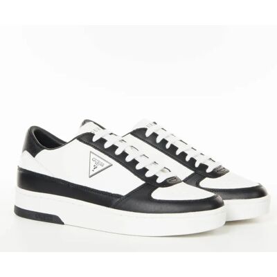 Basket Guess triangle Homme Noir 45 - Publicité Basket Guess triangle Homme Noir 45 - Publicité