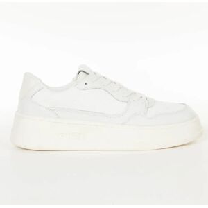 Basket Guess authentic Homme Blanc 44 - Publicité Basket Guess authentic Homme Blanc 44 - Publicité