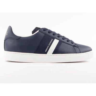 Giorgio Armani Basket Armani Exchange Taco Homme Bleu 42 - Publicité Giorgio Armani Basket Armani Exchange Taco Homme Bleu 42 - Publicité