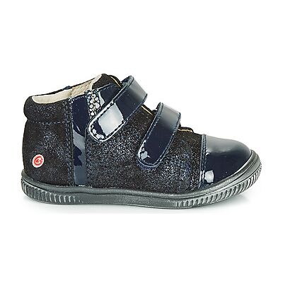 Baskets montantes GBB ODITA - Chaussures de sport - Publicité Baskets montantes GBB ODITA - Chaussures de sport - Publicité