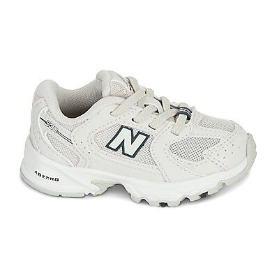 Baskets basses enfant New Balance 530 Beige 21,23,25 1/2 filles - Publicité Baskets basses enfant New Balance 530 Beige 21,23,25 1/2 filles - Publicité