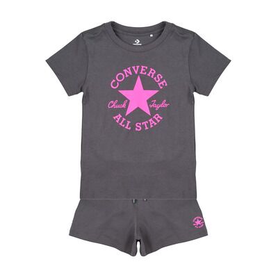 Ensembles enfant Converse DCTP CLASSIC TEE SHORT SET Gris 2 / 3 ans,3 / 4 ans,4 / 5 ans,5 / 6 ans,6 / 7 ans filles - Publicité Ensembles enfant Converse DCTP CLASSIC TEE SHORT SET Gris 2 / 3 ans,3 / 4 ans,4 / 5 ans,5 / 6 ans,6 / 7 ans filles - Publicité
