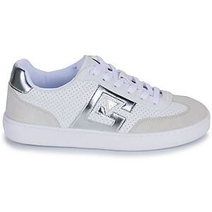 Baskets basses Guess NOCHEE Blanc 36,37,38,39,40,41 femmes - Publicité Baskets basses Guess NOCHEE Blanc 36,37,38,39,40,41 femmes - Publicité
