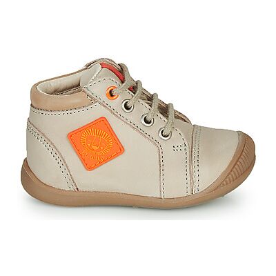 Baskets montantes enfant GBB TARAVI Beige 19,20 garcons - Publicité Baskets montantes enfant GBB TARAVI Beige 19,20 garcons - Publicité