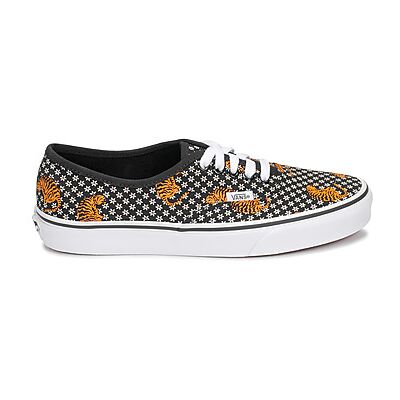Baskets basses Vans AUTHENTIC Multicolore 37 femmes - Publicité Baskets basses Vans AUTHENTIC Multicolore 37 femmes - Publicité
