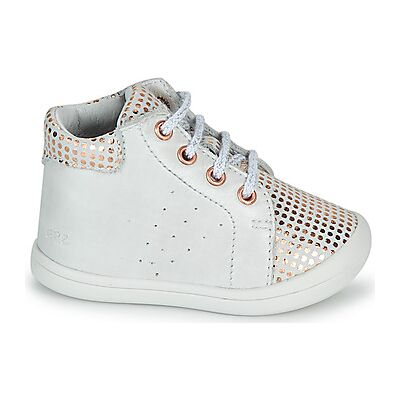 Baskets montantes enfant GBB NAHIA Blanc 18,19,20,21,22,23 filles - Publicité Baskets montantes enfant GBB NAHIA Blanc 18,19,20,21,22,23 filles - Publicité