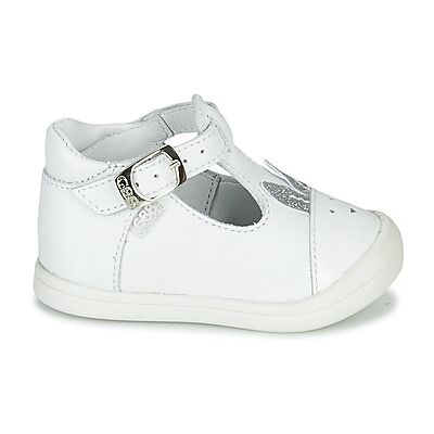 Ballerines enfant GBB ANINA Blanc 19,21 filles - Publicité Ballerines enfant GBB ANINA Blanc 19,21 filles - Publicité