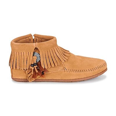 Boots Minnetonka CONCHO FEATHER SIDE ZIP BOOT Marron 37,38 femmes - Publicité Boots Minnetonka CONCHO FEATHER SIDE ZIP BOOT Marron 37,38 femmes - Publicité