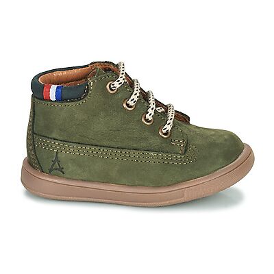 Chaussures enfants GBB Jeannot - Design haut pour premiers pas - Publicité Chaussures enfants GBB Jeannot - Design haut pour premiers pas - Publicité