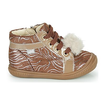 Baskets montantes enfant GBB ISAURE Beige 26,27 filles - Publicité Baskets montantes enfant GBB ISAURE Beige 26,27 filles - Publicité