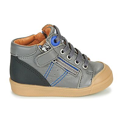 Baskets montantes enfant GBB ANATOLE Gris 24 garcons - Publicité Baskets montantes enfant GBB ANATOLE Gris 24 garcons - Publicité