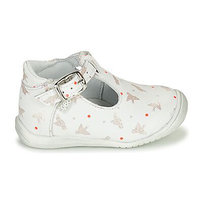 Ballerines enfant GBB BADINETTE Blanc 18,19,21,23 filles - Publicité Ballerines enfant GBB BADINETTE Blanc 18,19,21,23 filles - Publicité