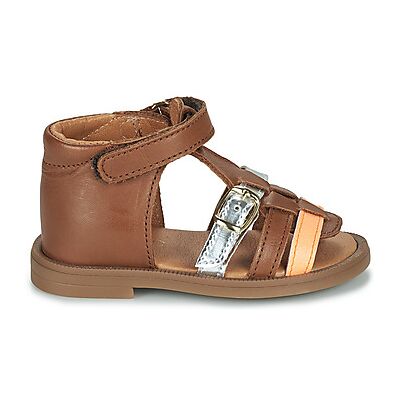 Sandales plates GBB OLLIE Marron 24,25 filles - Publicité Sandales plates GBB OLLIE Marron 24,25 filles - Publicité