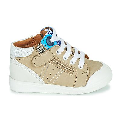 Baskets montantes enfant GBB ANATOLE Beige 25,26,27 garcons - Publicité Baskets montantes enfant GBB ANATOLE Beige 25,26,27 garcons - Publicité