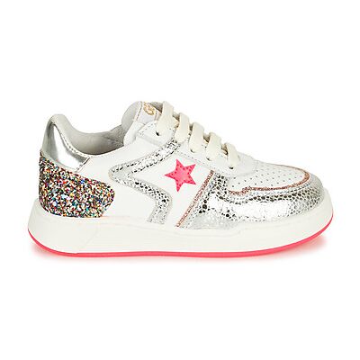 Baskets basses enfant GBB ROMANA Blanc 36,37,38,39,40,35 filles - Publicité Baskets basses enfant GBB ROMANA Blanc 36,37,38,39,40,35 filles - Publicité