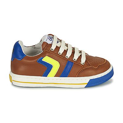 Baskets basses enfant GBB PIERROT Marron 24 garcons - Publicité Baskets basses enfant GBB PIERROT Marron 24 garcons - Publicité