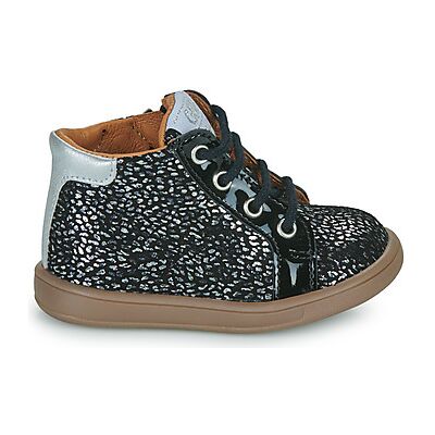 Baskets montantes enfant GBB FAMIA Noir 18,19,20,21 filles - Publicité Baskets montantes enfant GBB FAMIA Noir 18,19,20,21 filles - Publicité