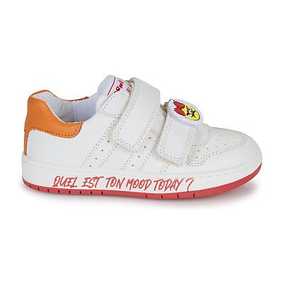 Baskets basses enfant GBB PLUME Blanc 24,26,27 filles - Publicité Baskets basses enfant GBB PLUME Blanc 24,26,27 filles - Publicité