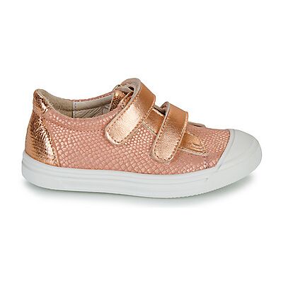 Baskets basses enfant GBB NOELLA Doré 24 filles - Publicité Baskets basses enfant GBB NOELLA Doré 24 filles - Publicité