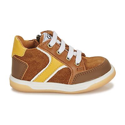 Baskets montantes enfant GBB TIAGO Marron 19,20,21,22 garcons - Publicité Baskets montantes enfant GBB TIAGO Marron 19,20,21,22 garcons - Publicité