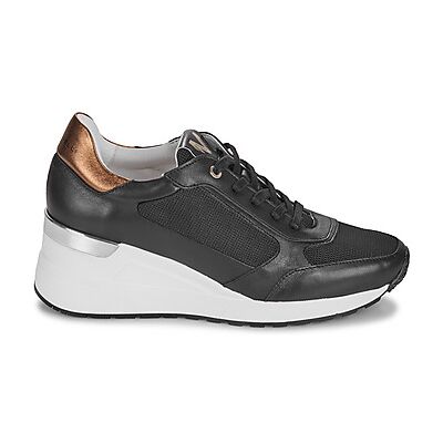 Baskets basses Martinelli LAGASCA Noir 38,39,40 femmes - Publicité Baskets basses Martinelli LAGASCA Noir 38,39,40 femmes - Publicité
