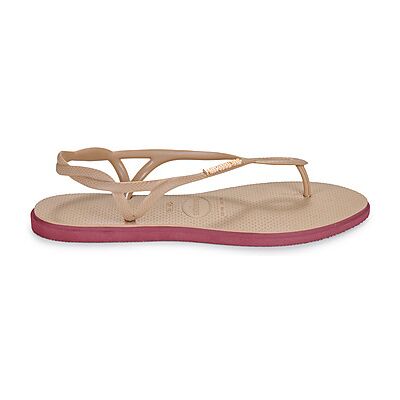 Sandales plates Havaianas LUNA POINT Beige 41 / 42 femmes - Publicité Sandales plates Havaianas LUNA POINT Beige 41 / 42 femmes - Publicité
