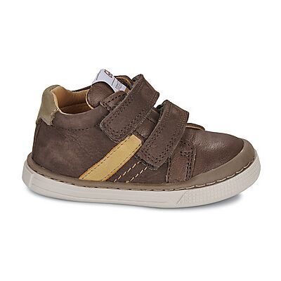 Baskets montantes enfant GBB RUSE Marron 24,25,26,27 garcons - Publicité Baskets montantes enfant GBB RUSE Marron 24,25,26,27 garcons - Publicité