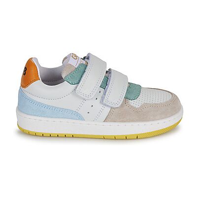 Baskets basses enfant GBB LOVER Blanc 29,31,32 filles - Publicité Baskets basses enfant GBB LOVER Blanc 29,31,32 filles - Publicité