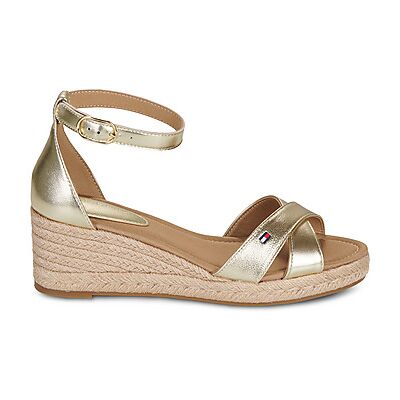 Sandales compensées Tommy Hilfiger MID WEDGE ESPAD X CROSS GOLD Doré 40 femmes - Publicité Sandales compensées Tommy Hilfiger MID WEDGE ESPAD X CROSS GOLD Doré 40 femmes - Publicité