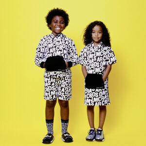 MARC JACOBS Robe à capuche en molleton FILLE 4A Noir - Publicité