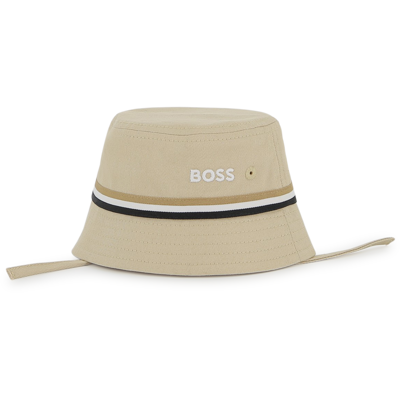 Boss - Bob Avec Attaches - Sand - Garçon - Taille 44 SAND taille 44 male - Publicité Boss - Bob Avec Attaches - Sand - Garçon - Taille 44 SAND taille 44 male - Publicité