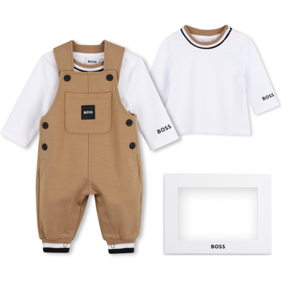 Boss - Ensemble Salopette Et Tee-shirt - Cookie - Garçon - 3 Mois COOKIE 3 mois male - Publicité Boss - Ensemble Salopette Et Tee-shirt - Cookie - Garçon - 3 Mois COOKIE 3 mois male - Publicité