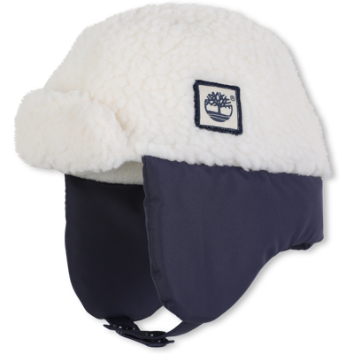 Timberland - Chapka Polaire Badge Siglé - Indigo Blue - Garçon - Taille 48 INDIGO BLUE taille 48 male - Publicité Timberland - Chapka Polaire Badge Siglé - Indigo Blue - Garçon - Taille 48 INDIGO BLUE taille 48 male - Publicité