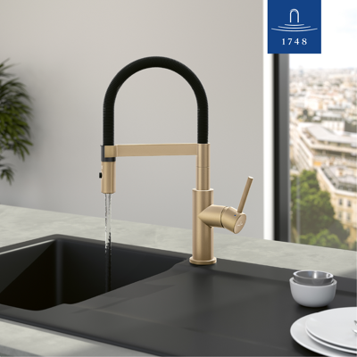 Villeroy und Boch Steel Expert Robinet de Cuisine Compact - Acier Inoxydable - Publicité Villeroy und Boch Steel Expert Robinet de Cuisine Compact - Acier Inoxydable - Publicité