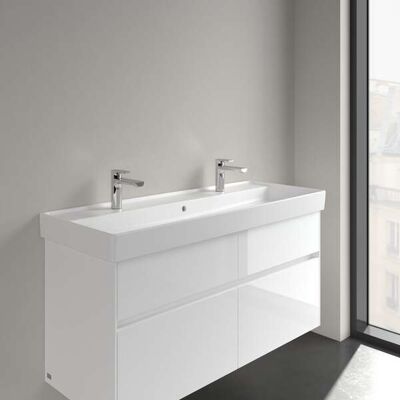 Lavabo mural Collaro de Villeroy & Boch - Rectangulaire, CeramicPlus - Publicité Lavabo mural Collaro de Villeroy & Boch - Rectangulaire, CeramicPlus - Publicité