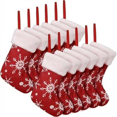 BRAST Lot De 12 Chaussettes De Noël Classiques. Décorations De Sapin Rouges À Suspendre Avec Flocons De Neige Blancs, Idéales Pour Les Fêtes De Fin D'Année (petite Taille : 25,4 Cm) - Publicité BRAST Lot De 12 Chaussettes De Noël Classiques. Décorations De Sapin Rouges À Suspendre Avec Flocons De Neige Blancs, Idéales Pour Les Fêtes De Fin D'Année (petite Taille : 25,4 Cm) - Publicité